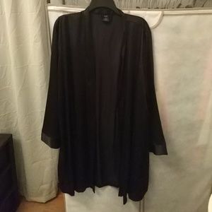 Apt 9 Silky black robe